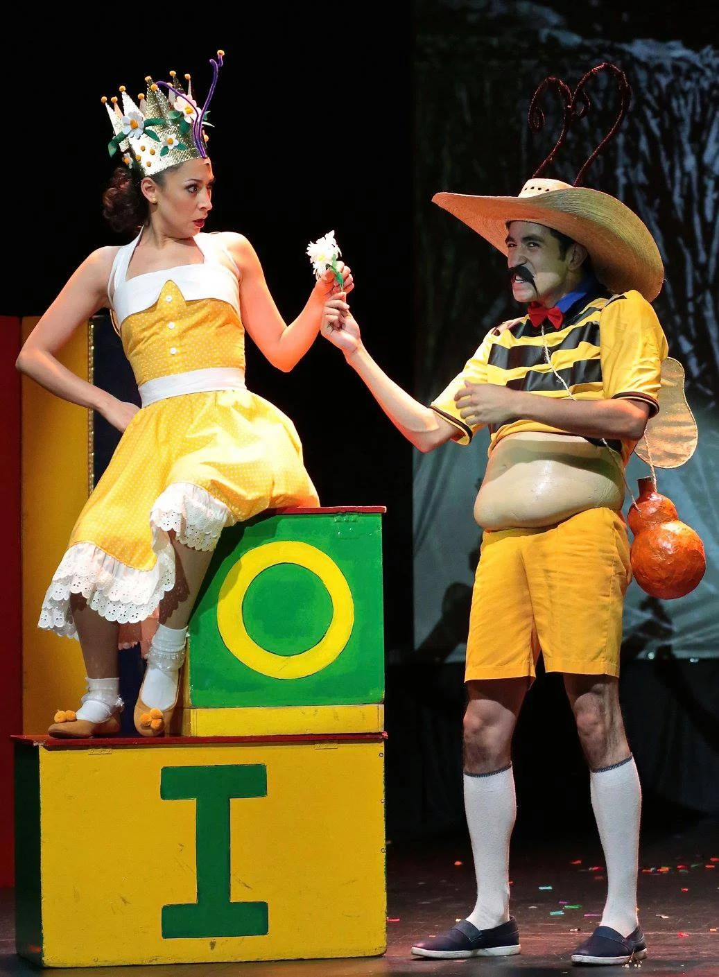 Que Dejen Toditos 5 QUE DEJEN TODITOS LOS SUEÑOS ABIERTOS. JIMENA PARÉS Y LUIGI VIDAL EL JICOTE AGUAMIELERO